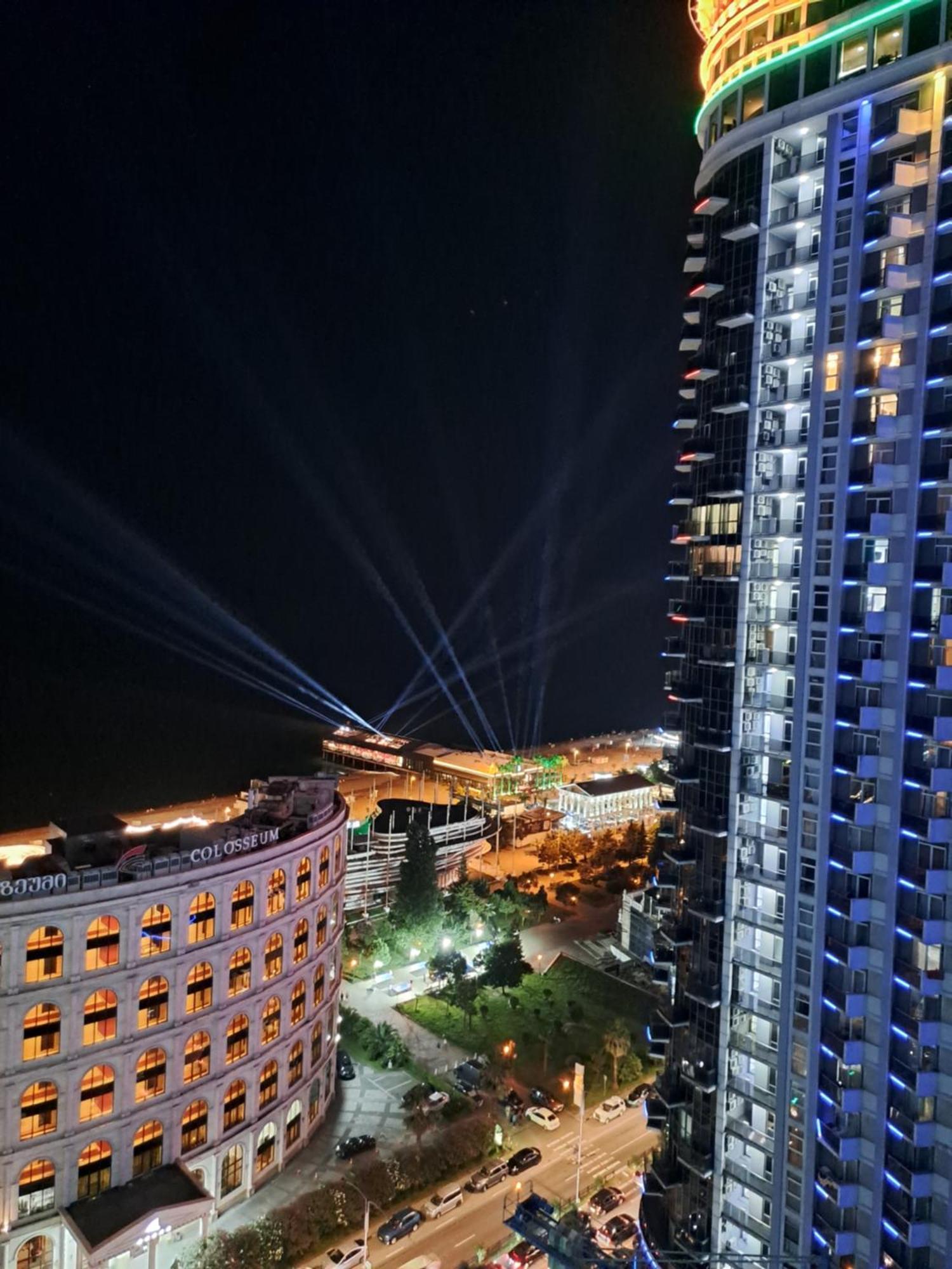 Orbi Batumi Apartment Bagian luar foto