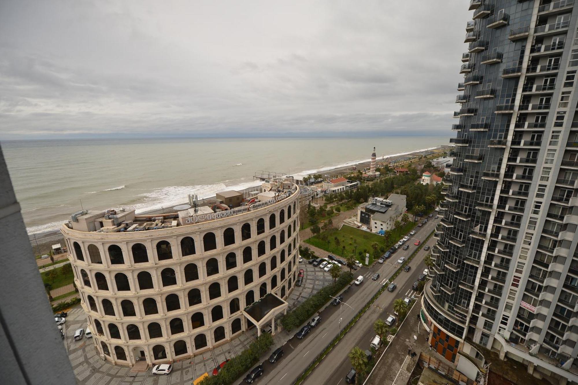 Orbi Batumi Apartment Bagian luar foto